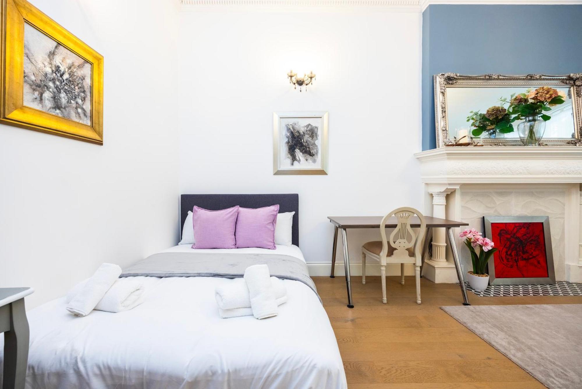 Apartment Modern 1 Bedroom Near Kensington High Street *