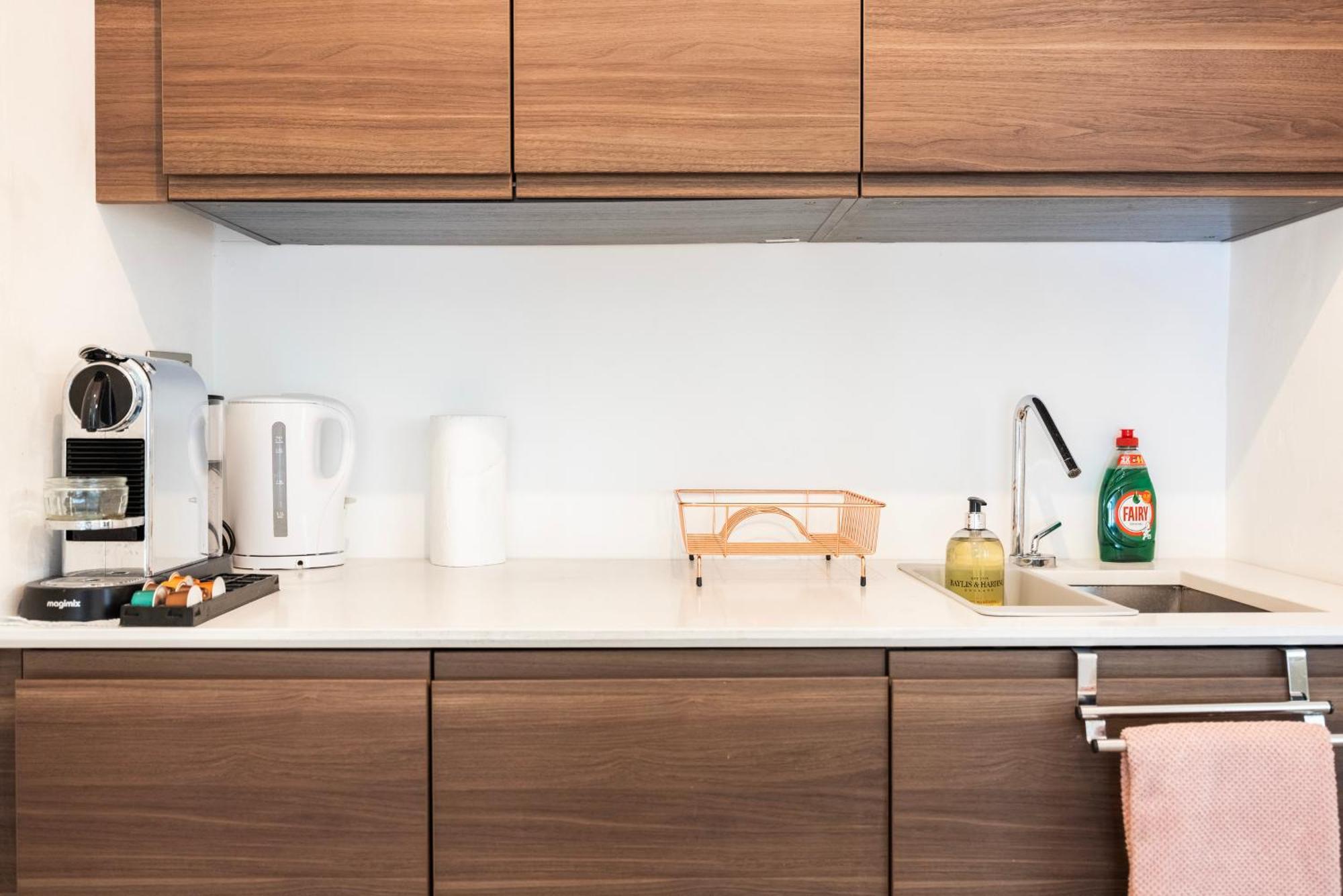 Apartment Modern 1 Bedroom Near Kensington High Street London